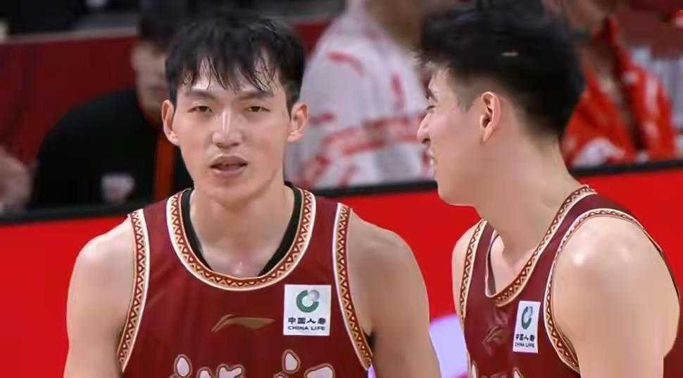 九游体育官网-赛前欧篮联传出新动向，浙江稠州更衣室发声，管理层表态——气氛紧张，赛程密集仍需轮换的简单介绍