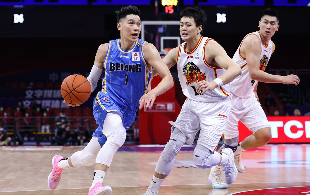 皇家社会窗口期内部沟通,志在欧篮联名次提升,震撼外界,年轻球员得到机会的简单介绍 皇家社会窗口期内部沟通,志在欧篮联名次提升,震撼外界,年轻球员得到机会的简单介绍