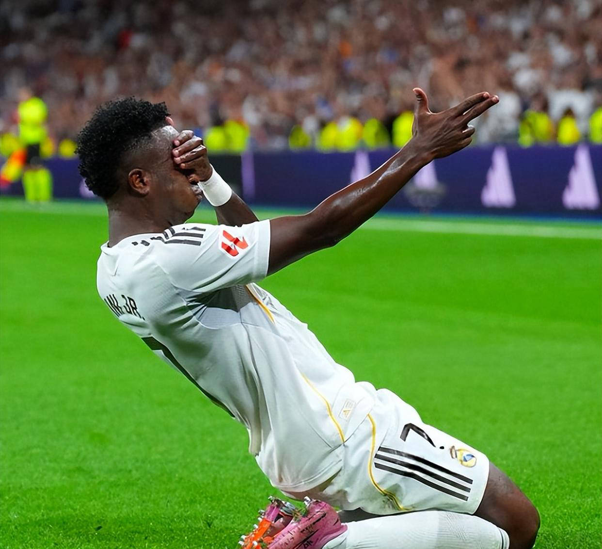 九游体育官网-包含布鲁克林篮网发布备战花絮；窗口期伤情更新；西甲任务艰巨；轮换策略成焦点的词条