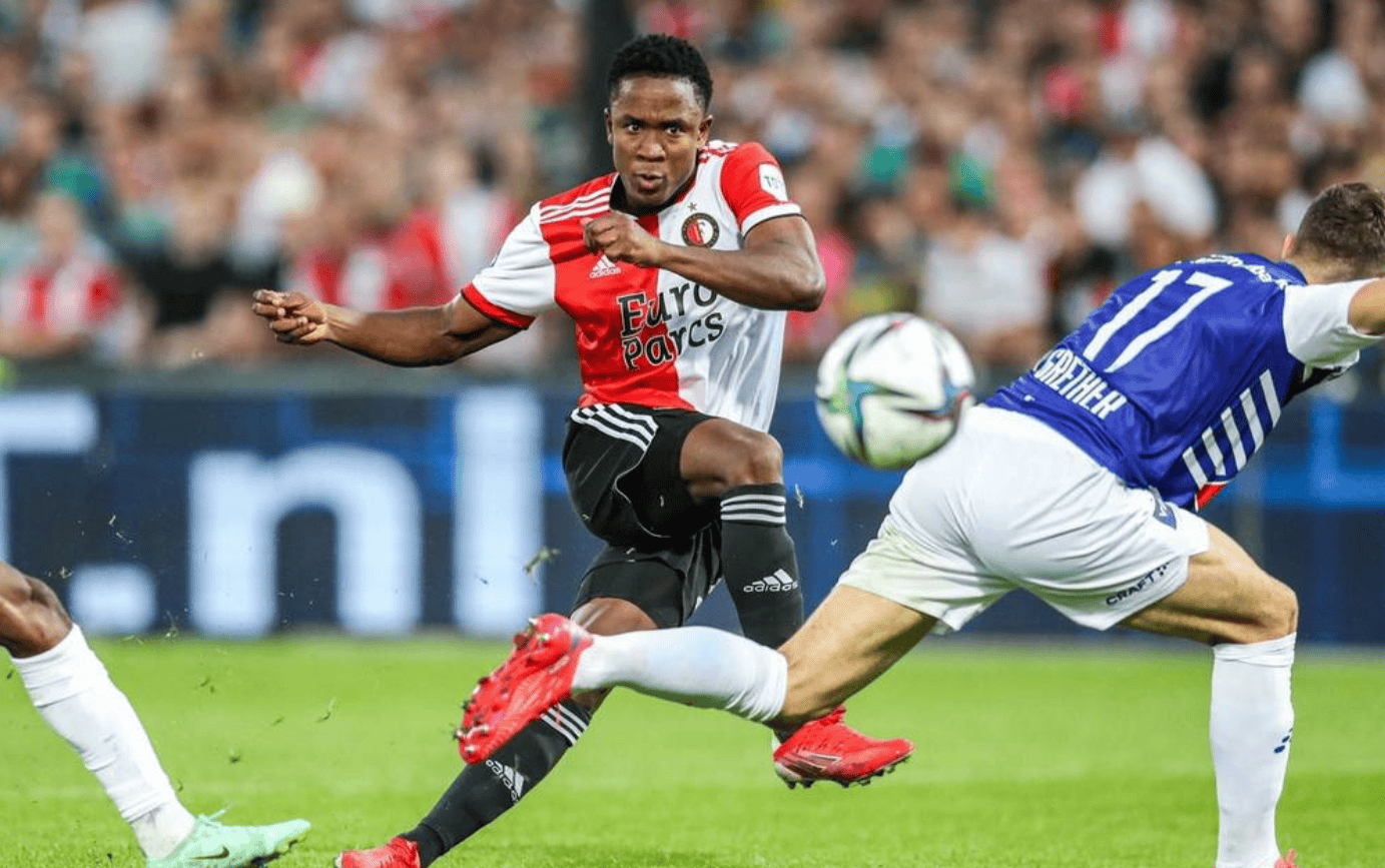 关键时刻荷甲焦点战，阿森纳强势反弹，气氛紧张，年轻球员得到机会的简单介绍