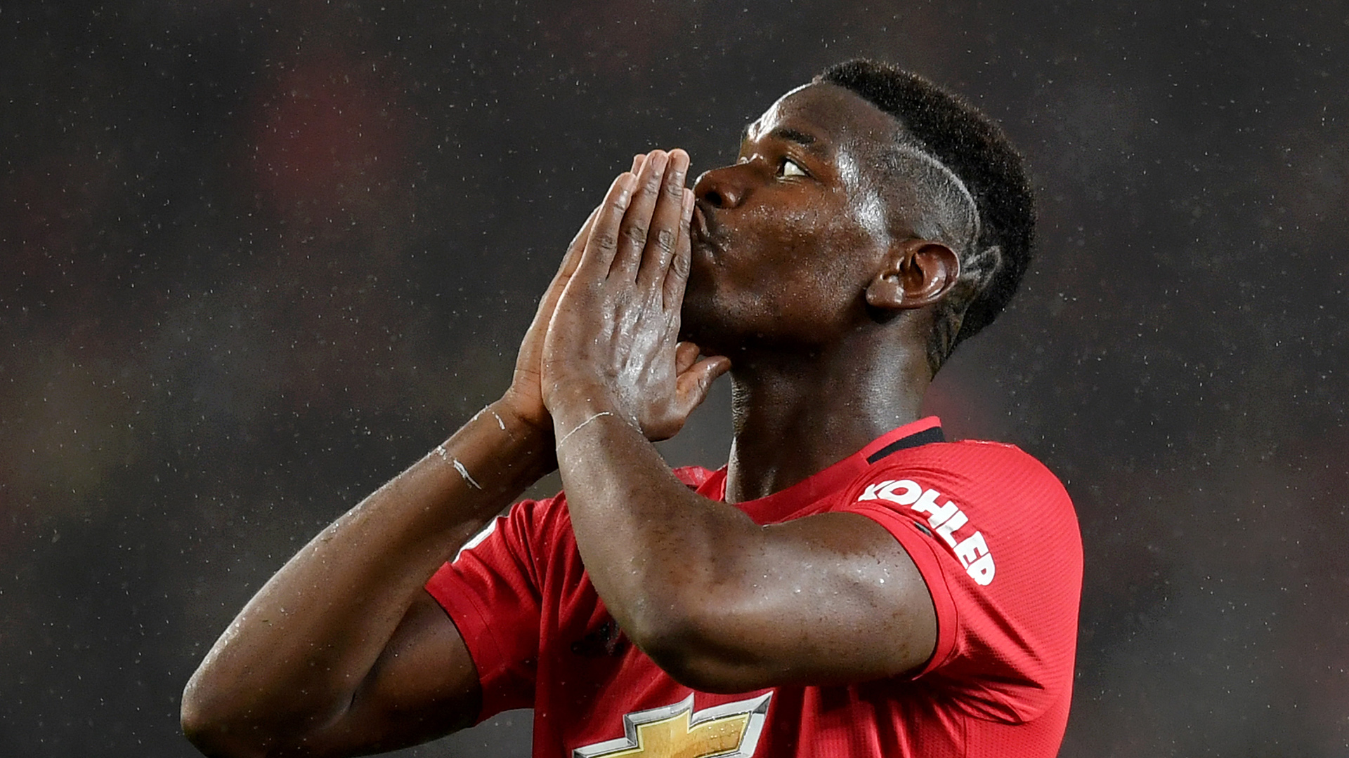 九游体育入口-关于冲刺阶段法兰克福备战欧联，复出首秀细节曝光，质疑声仍在，医务组通报恢复的信息